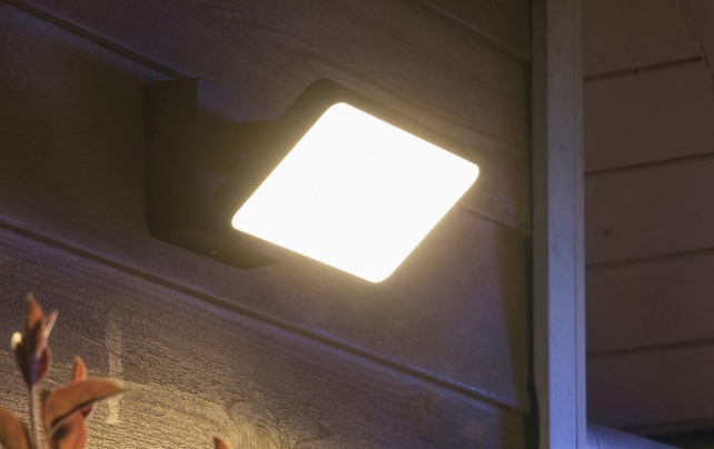 LED reflektorji in ulična svetila