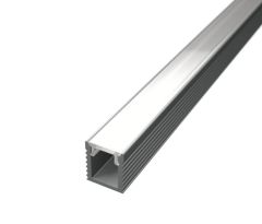 ALU nadgradni ELOKSIRAN profil za LED trak /OZEK/ 2m / komplet / 5,6 x 9 mm / SREBRN