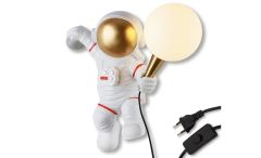 Svetilka „Astronaut“