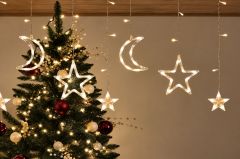 LED Božično novoletna svetlobna zavesa - 8 zvezdic + 4 lunce / 2,5m Nevtralno bela - 8 načinov utripanj
