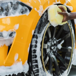 Avtokozmetika in detailing – pranje, čiščenje, poliranje, krpe, šamponi, čistila, gobe in zaščita za notranjost in zunanjost vozila