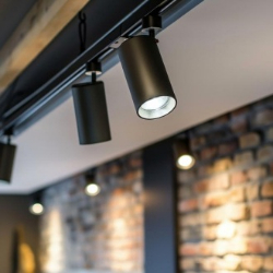 Notranje luči za dom – stropna, viseča, stenska in LED svetila | SuperStrela.com Notranje luči za dom – stropna, viseča, stenska in inštalacijska LED svetila: LED paneli, plafonjere, reflektorji, linearna in tračna svetila, kuhinjska ter otroška svetila – SuperStrela.com