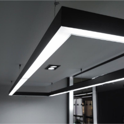 Stropna LED luč – magnetni linijski, viseči in nadgradni LED profili | SuperStrela.com Stropna LED luč – linijski LED profil za osvetlitev, viseči, nadgradni in kvalitetni LED profili – SuperStrela.com